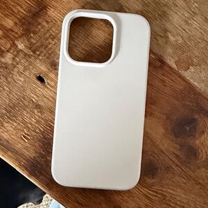 iPhone 14 Pro case